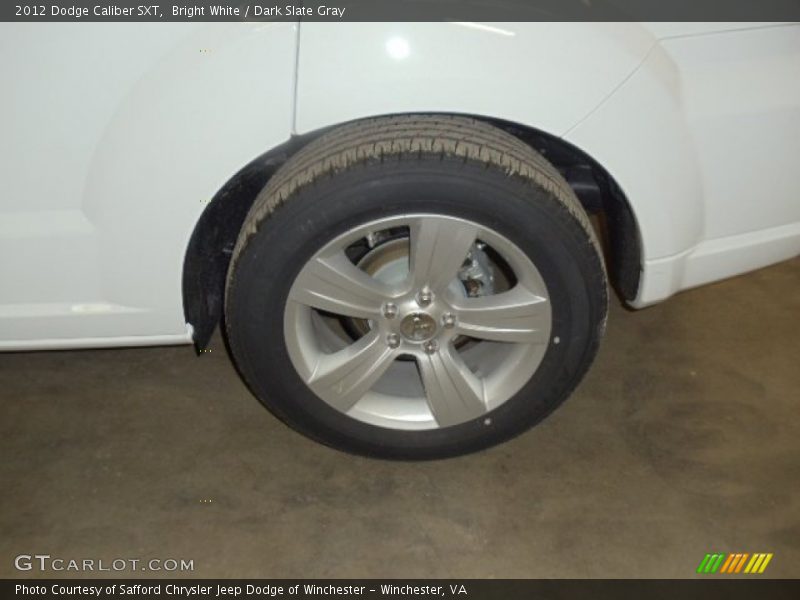 Bright White / Dark Slate Gray 2012 Dodge Caliber SXT