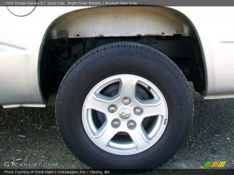 Bright Silver Metallic / Medium Slate Gray 2006 Dodge Dakota SLT Quad Cab