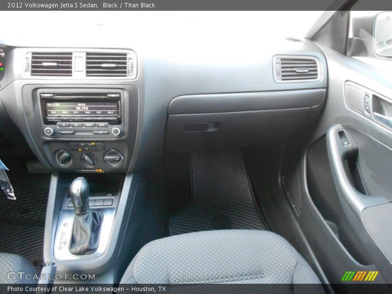 Black / Titan Black 2012 Volkswagen Jetta S Sedan