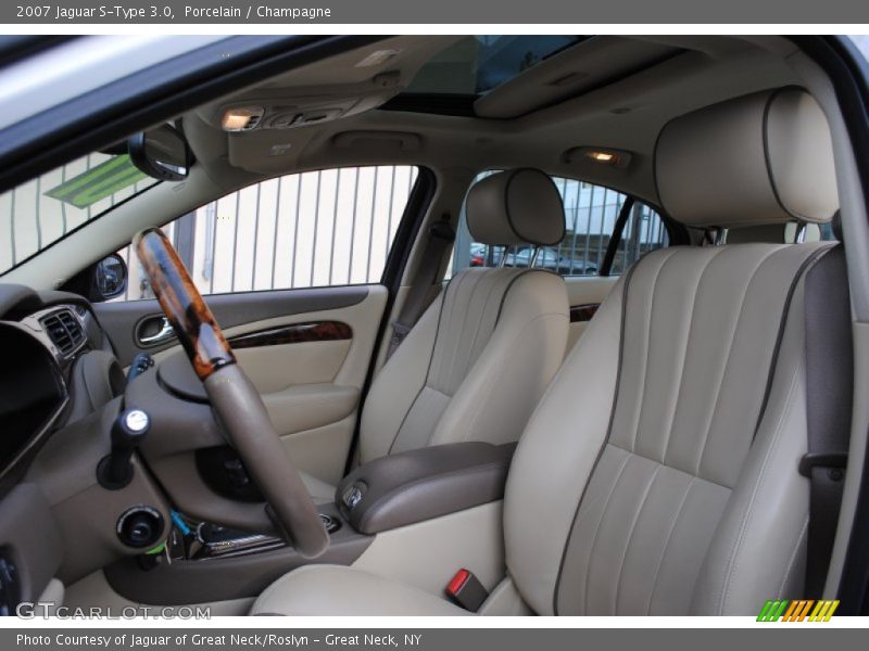 Porcelain / Champagne 2007 Jaguar S-Type 3.0