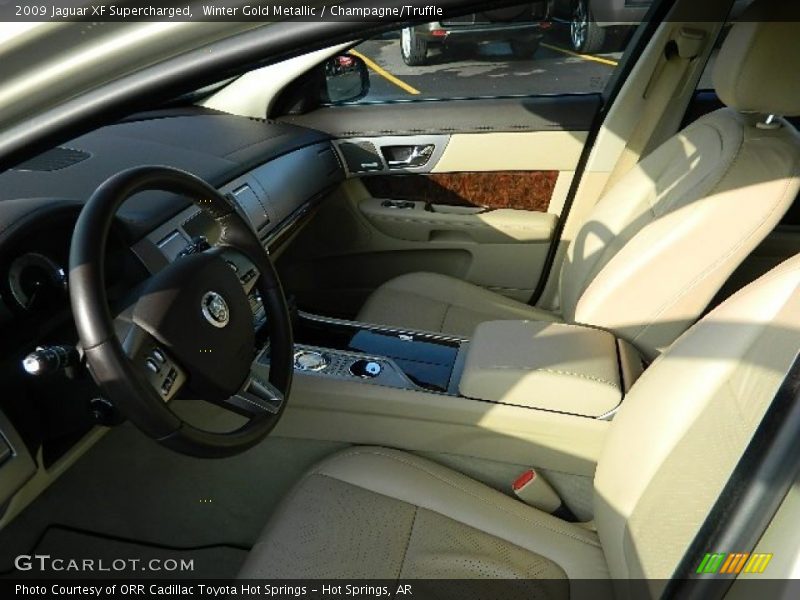 Winter Gold Metallic / Champagne/Truffle 2009 Jaguar XF Supercharged