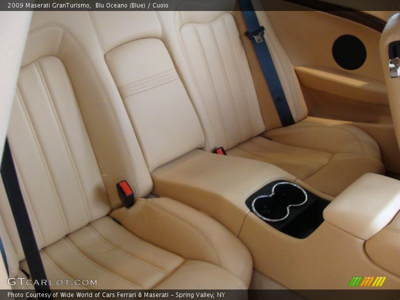 Blu Oceano (Blue) / Cuoio 2009 Maserati GranTurismo