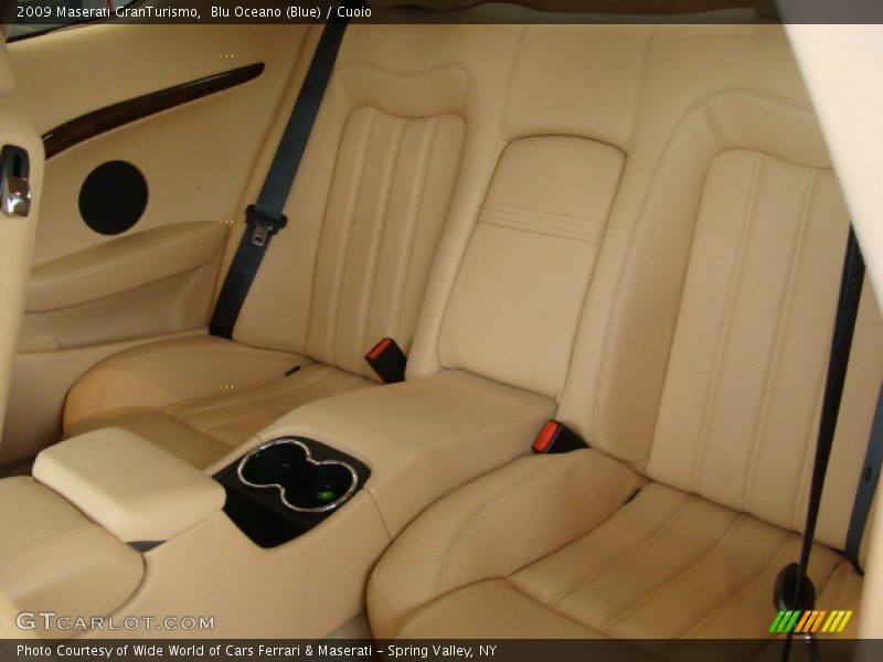 Blu Oceano (Blue) / Cuoio 2009 Maserati GranTurismo