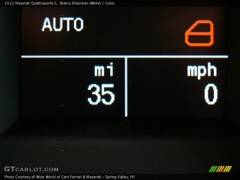 Bianco Eldorado (White) / Cuoio 2012 Maserati Quattroporte S