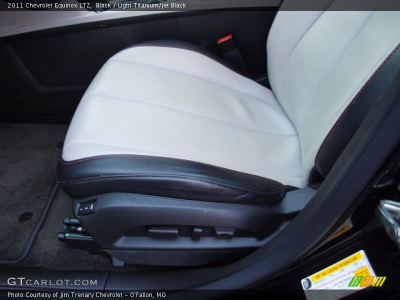 Black / Light Titanium/Jet Black 2011 Chevrolet Equinox LTZ