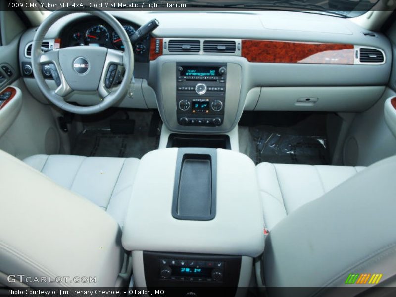 Gold Mist Metallic / Light Titanium 2009 GMC Yukon SLT 4x4