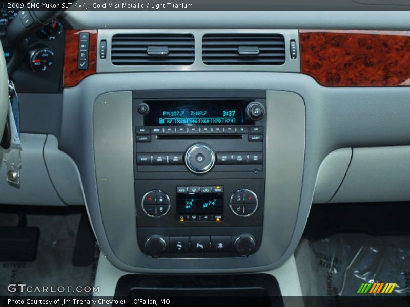 Gold Mist Metallic / Light Titanium 2009 GMC Yukon SLT 4x4