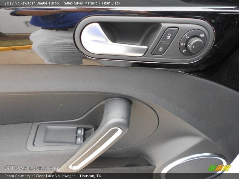Reflex Silver Metallic / Titan Black 2012 Volkswagen Beetle Turbo