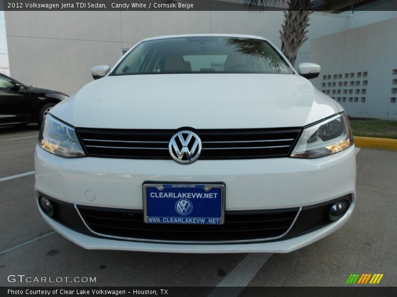 Candy White / Cornsilk Beige 2012 Volkswagen Jetta TDI Sedan