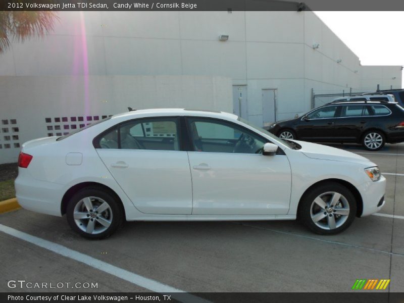 Candy White / Cornsilk Beige 2012 Volkswagen Jetta TDI Sedan