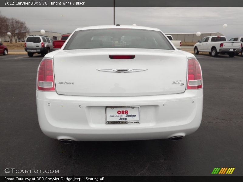 Bright White / Black 2012 Chrysler 300 S V8