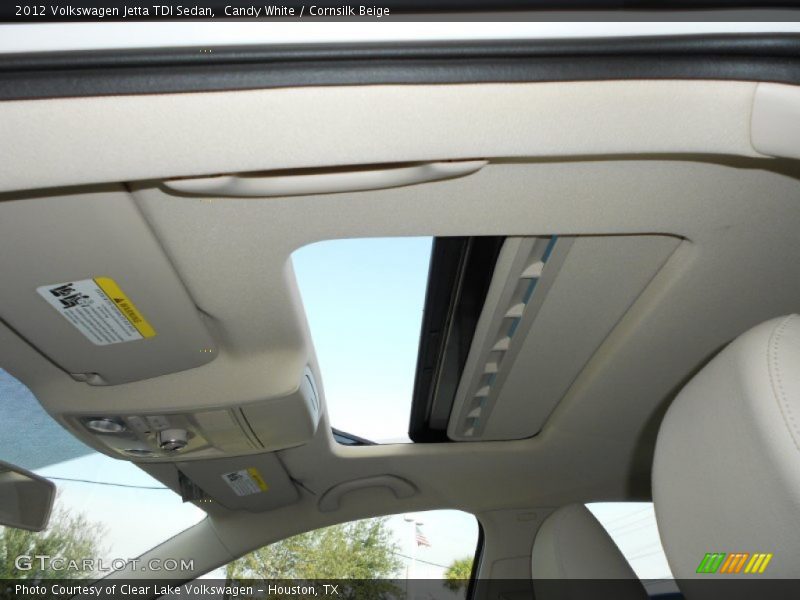 Candy White / Cornsilk Beige 2012 Volkswagen Jetta TDI Sedan
