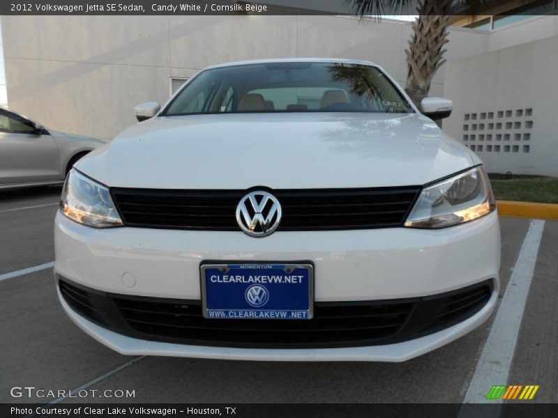 Candy White / Cornsilk Beige 2012 Volkswagen Jetta SE Sedan