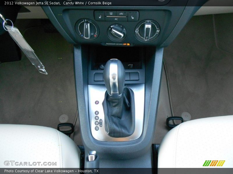 Candy White / Cornsilk Beige 2012 Volkswagen Jetta SE Sedan