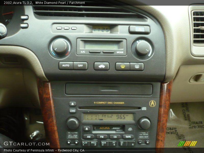 White Diamond Pearl / Parchment 2002 Acura TL 3.2