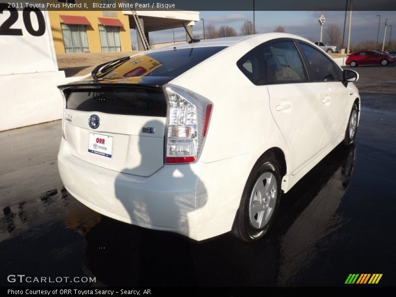 Blizzard White Pearl / Bisque 2011 Toyota Prius Hybrid II