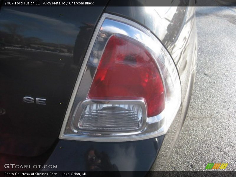 Alloy Metallic / Charcoal Black 2007 Ford Fusion SE