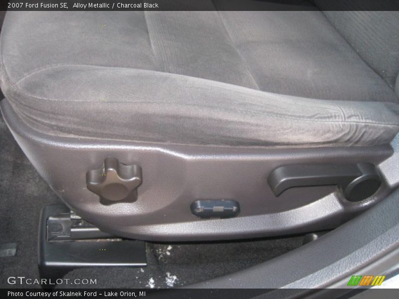 Alloy Metallic / Charcoal Black 2007 Ford Fusion SE