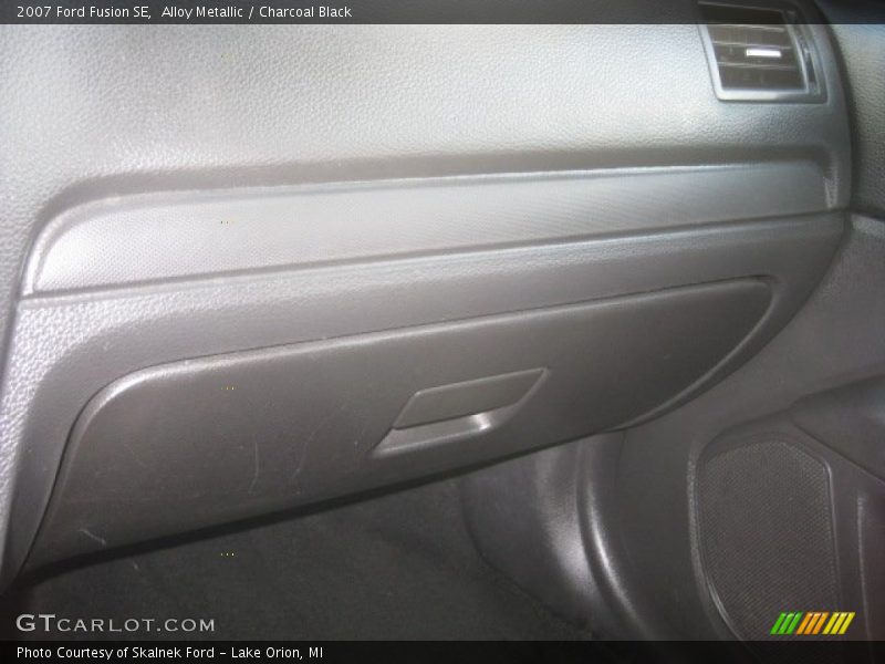 Alloy Metallic / Charcoal Black 2007 Ford Fusion SE