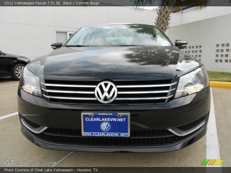 Black / Cornsilk Beige 2012 Volkswagen Passat 2.5L SE