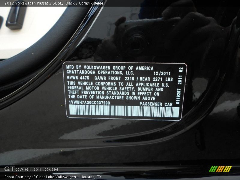 Black / Cornsilk Beige 2012 Volkswagen Passat 2.5L SE