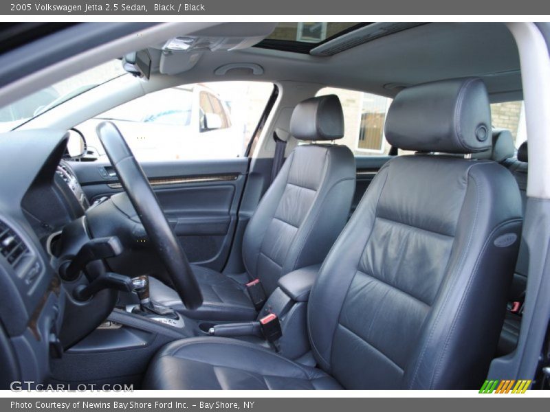  2005 Jetta 2.5 Sedan Black Interior