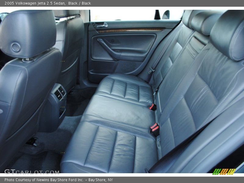 Rear Seat of 2005 Jetta 2.5 Sedan
