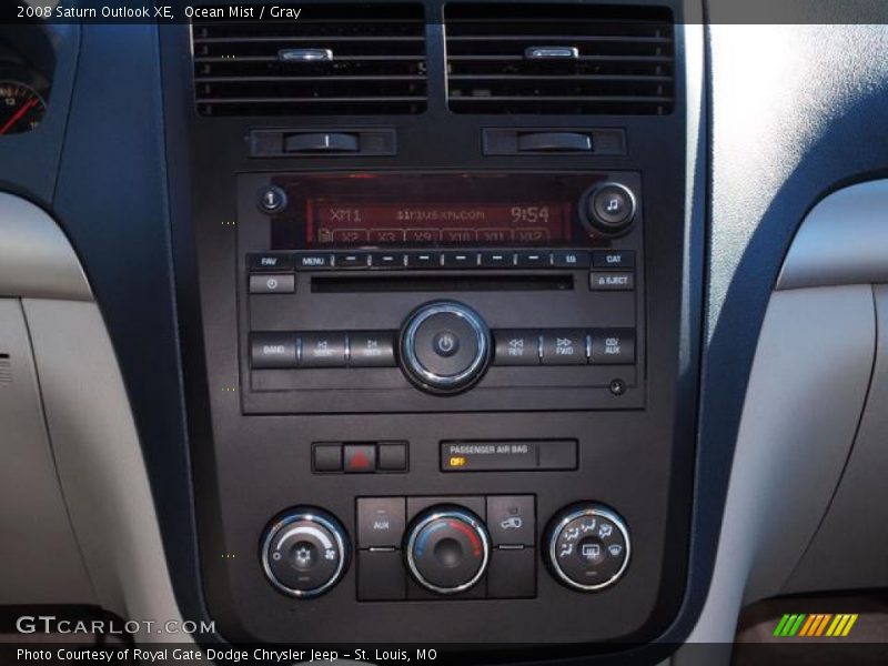 Ocean Mist / Gray 2008 Saturn Outlook XE