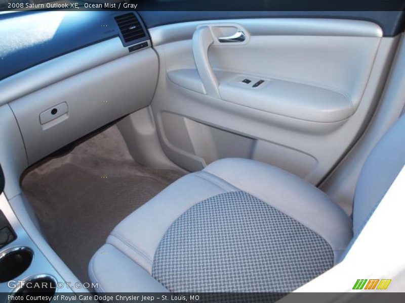 Ocean Mist / Gray 2008 Saturn Outlook XE