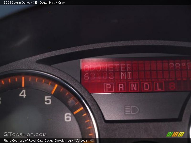 Ocean Mist / Gray 2008 Saturn Outlook XE