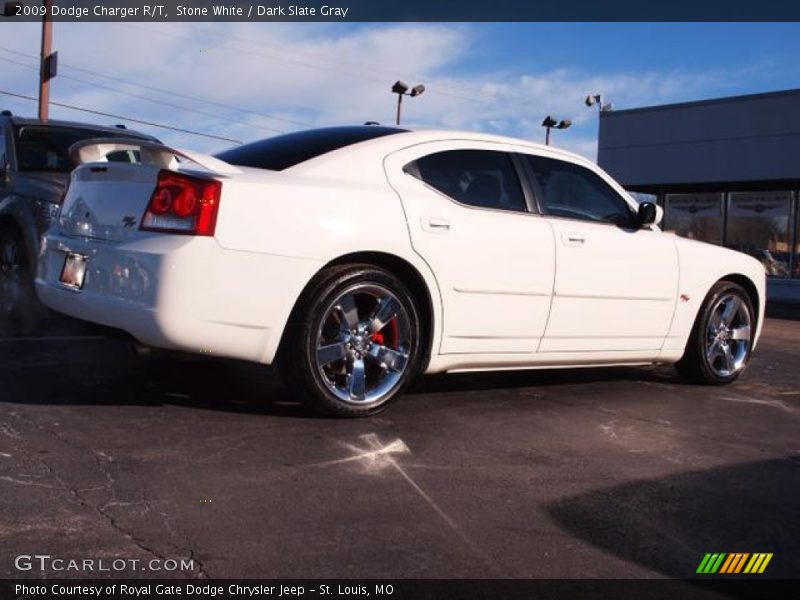 Stone White / Dark Slate Gray 2009 Dodge Charger R/T