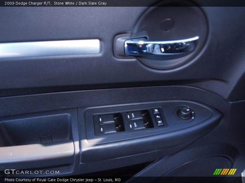 Stone White / Dark Slate Gray 2009 Dodge Charger R/T