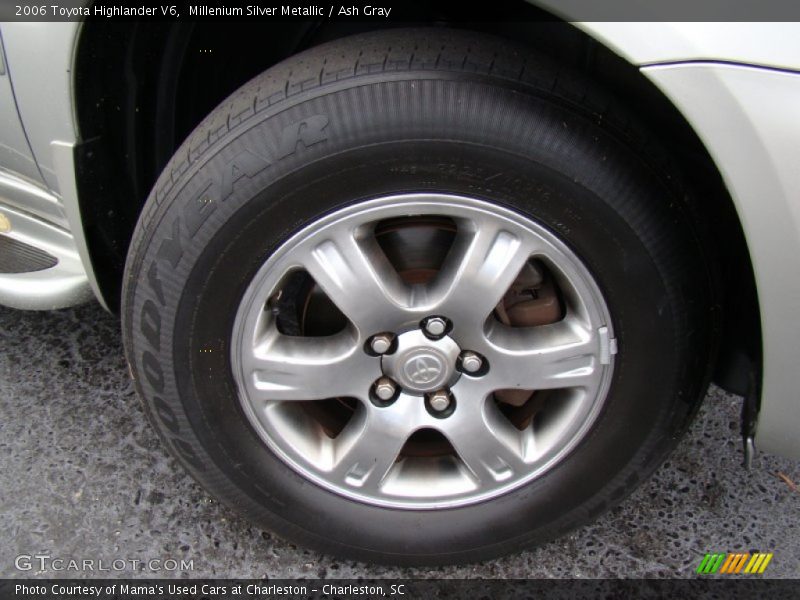 Millenium Silver Metallic / Ash Gray 2006 Toyota Highlander V6