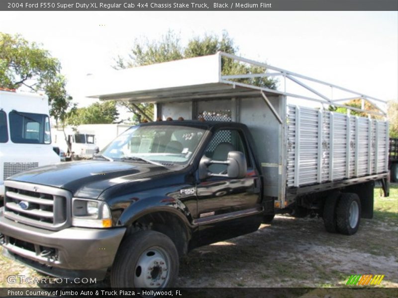 Black / Medium Flint 2004 Ford F550 Super Duty XL Regular Cab 4x4 Chassis Stake Truck
