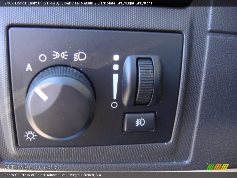 Controls of 2007 Charger R/T AWD