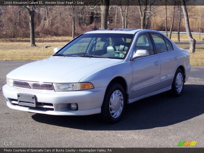 Minden Silver Pearl / Gray 1999 Mitsubishi Galant ES