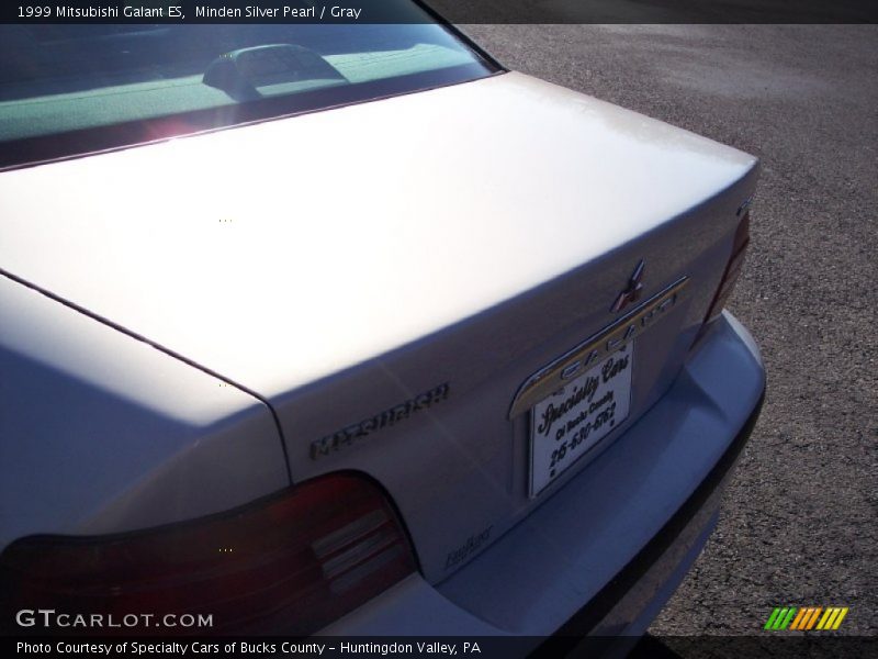 Minden Silver Pearl / Gray 1999 Mitsubishi Galant ES