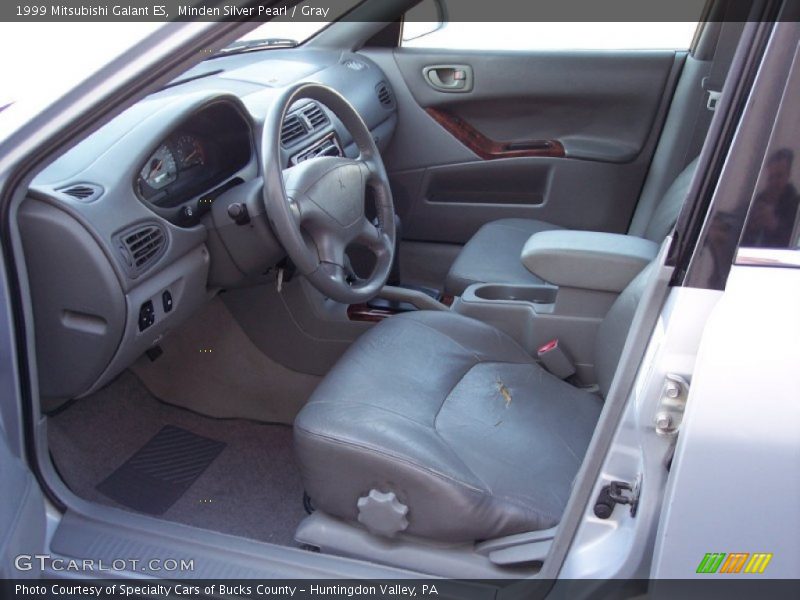 Minden Silver Pearl / Gray 1999 Mitsubishi Galant ES