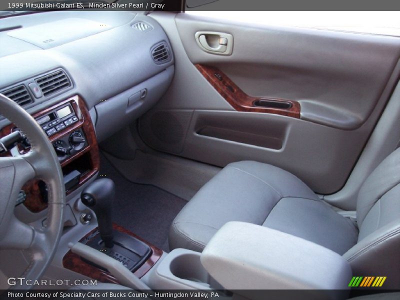 Minden Silver Pearl / Gray 1999 Mitsubishi Galant ES