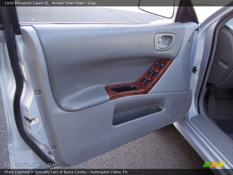 Minden Silver Pearl / Gray 1999 Mitsubishi Galant ES