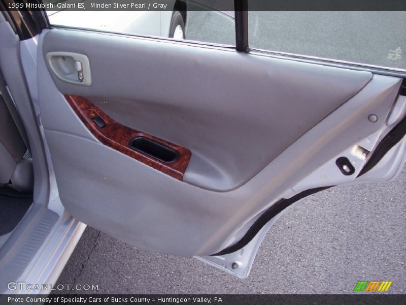 Minden Silver Pearl / Gray 1999 Mitsubishi Galant ES