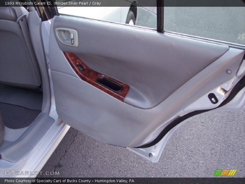 Minden Silver Pearl / Gray 1999 Mitsubishi Galant ES