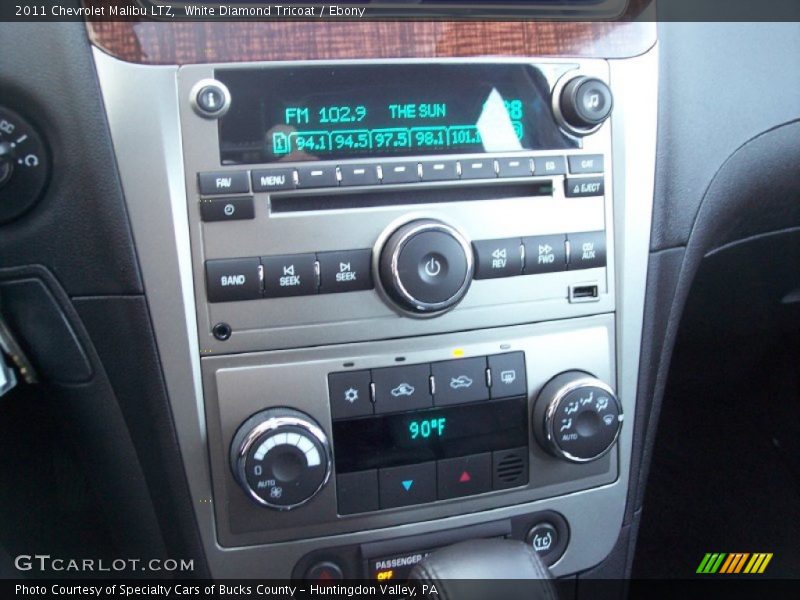 Controls of 2011 Malibu LTZ