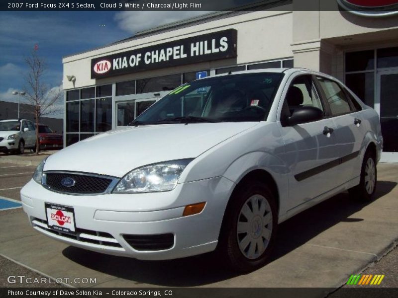 Cloud 9 White / Charcoal/Light Flint 2007 Ford Focus ZX4 S Sedan