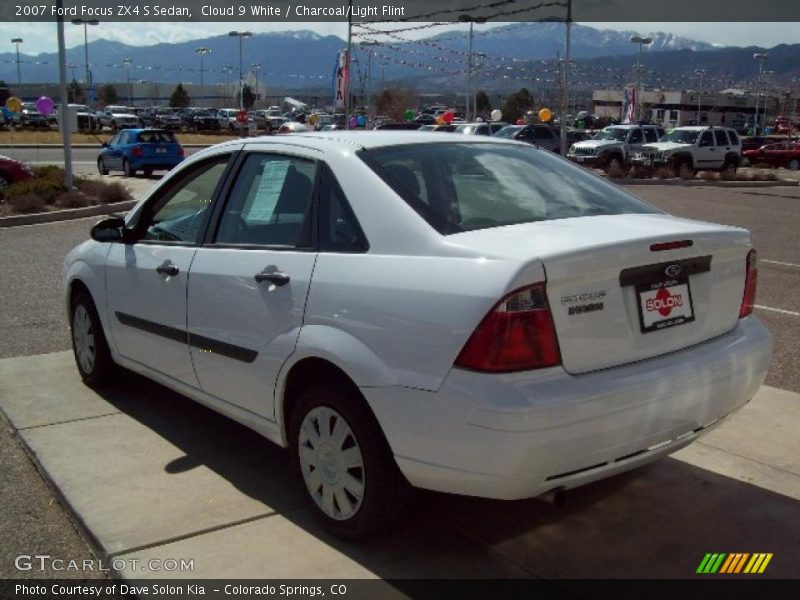 Cloud 9 White / Charcoal/Light Flint 2007 Ford Focus ZX4 S Sedan