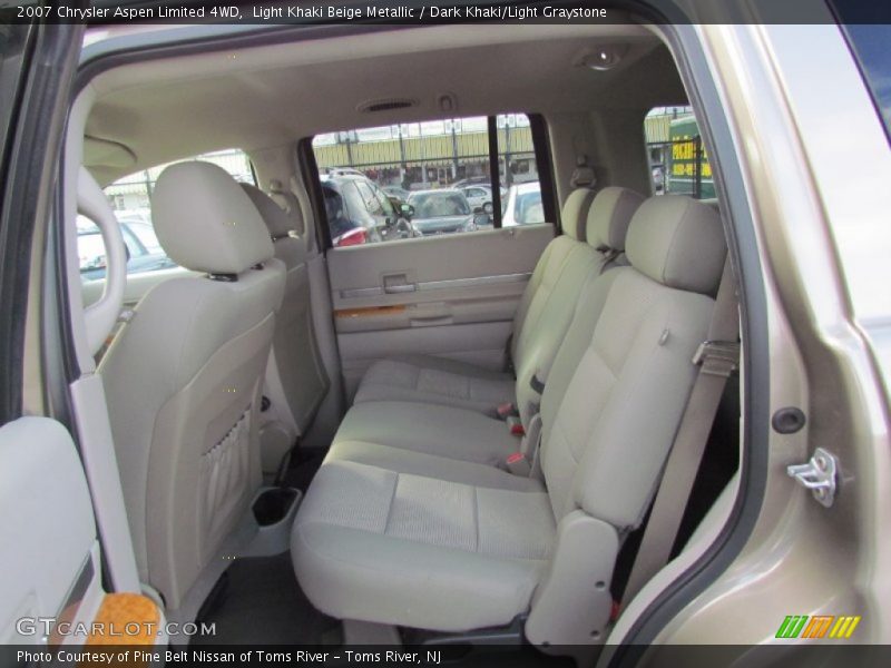 Light Khaki Beige Metallic / Dark Khaki/Light Graystone 2007 Chrysler Aspen Limited 4WD