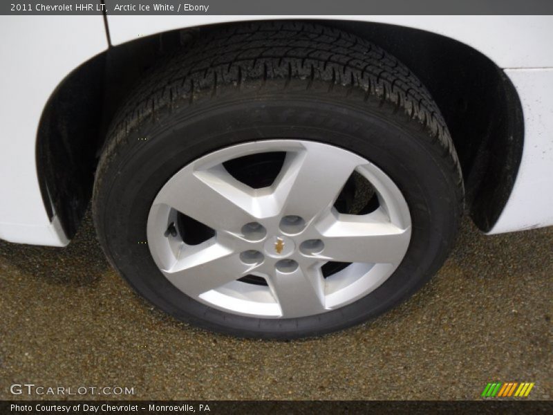 Arctic Ice White / Ebony 2011 Chevrolet HHR LT