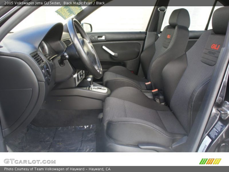 Front Seat of 2005 Jetta GLI Sedan