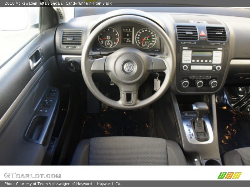 Candy White / Titan Black 2010 Volkswagen Jetta S Sedan