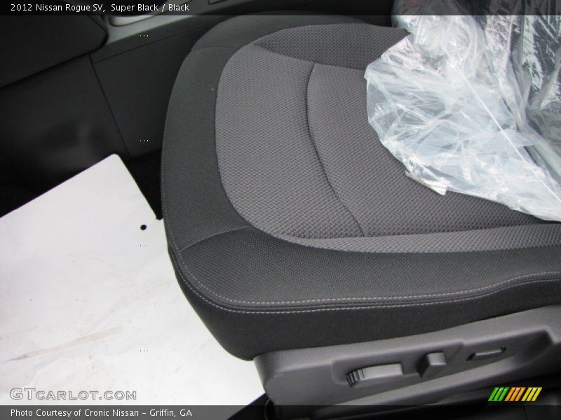Super Black / Black 2012 Nissan Rogue SV